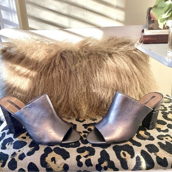 TAHARI Leather glitter heel mules - NWOB! - Picture 1 of 10